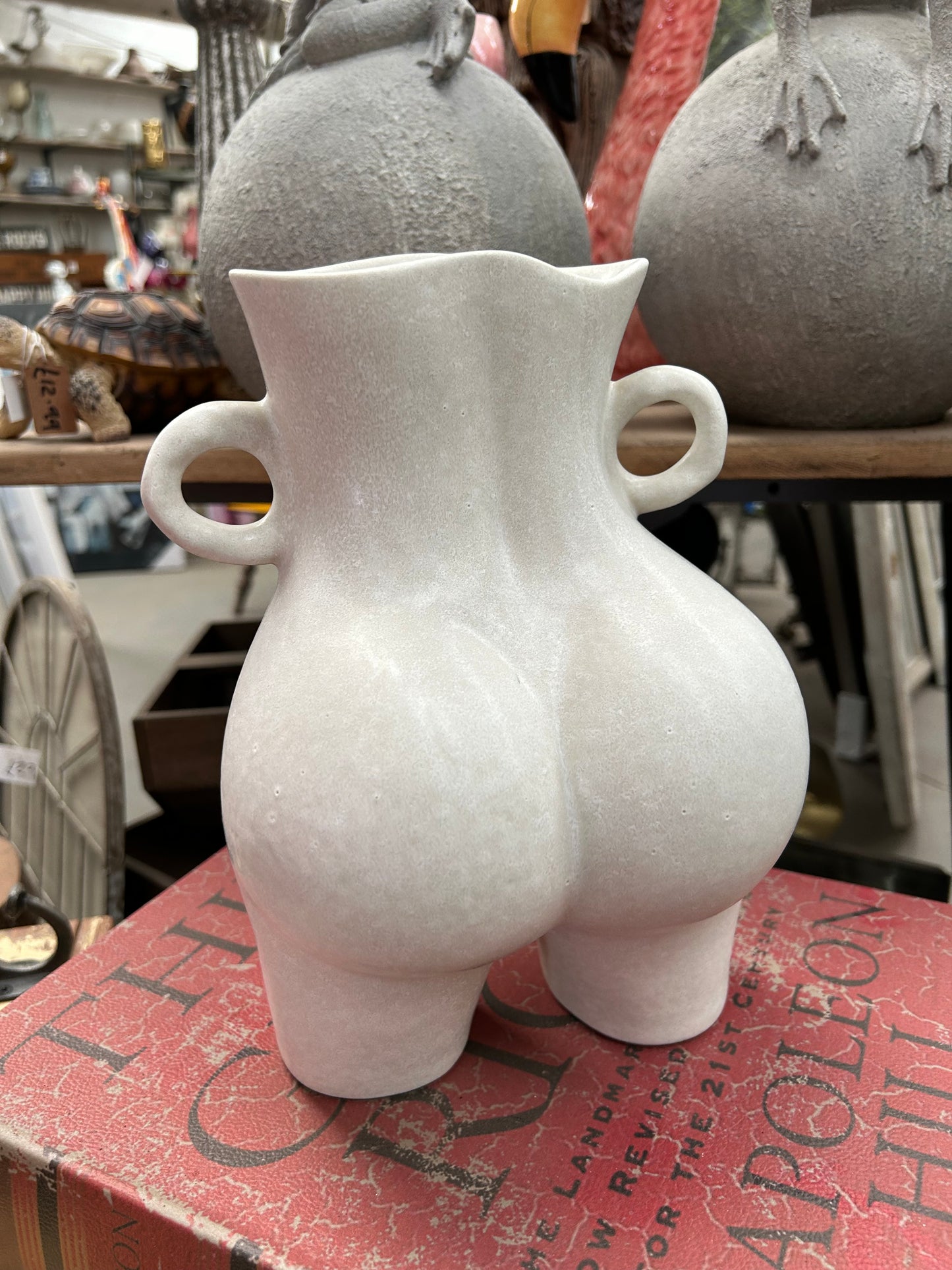 Cream Ceramic Bum Vase | Playful Modern Body-Shaped Home Decor