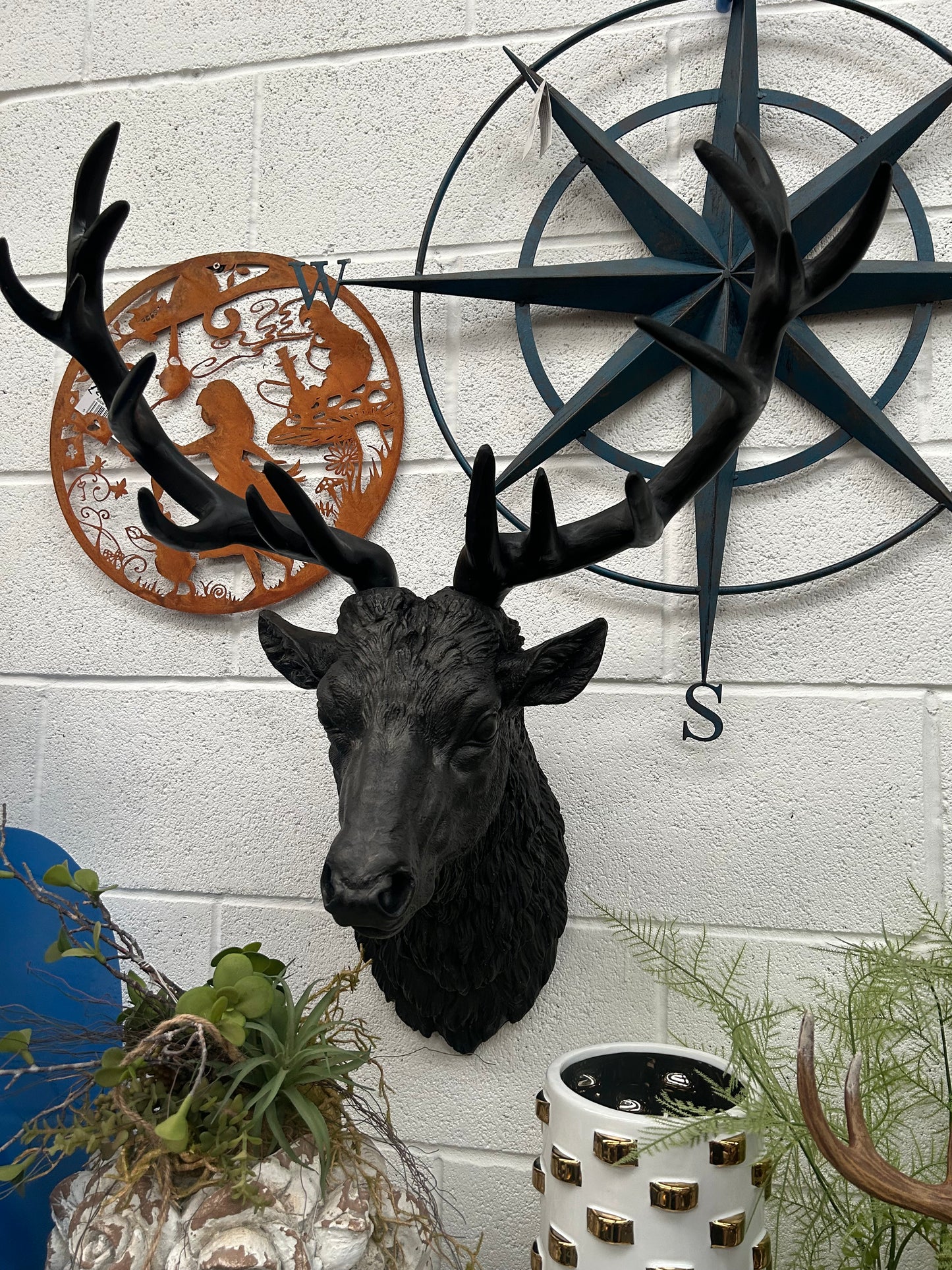 Black Stag Head Wall Mount – Resin Sculpture for Bold Decor