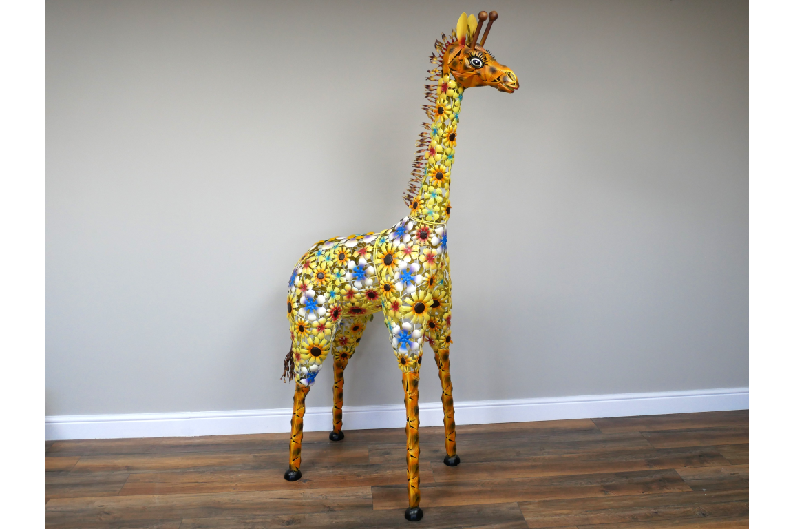 Flowered Metal Giraffe Sculpture - Large Outdoor Garden Décor