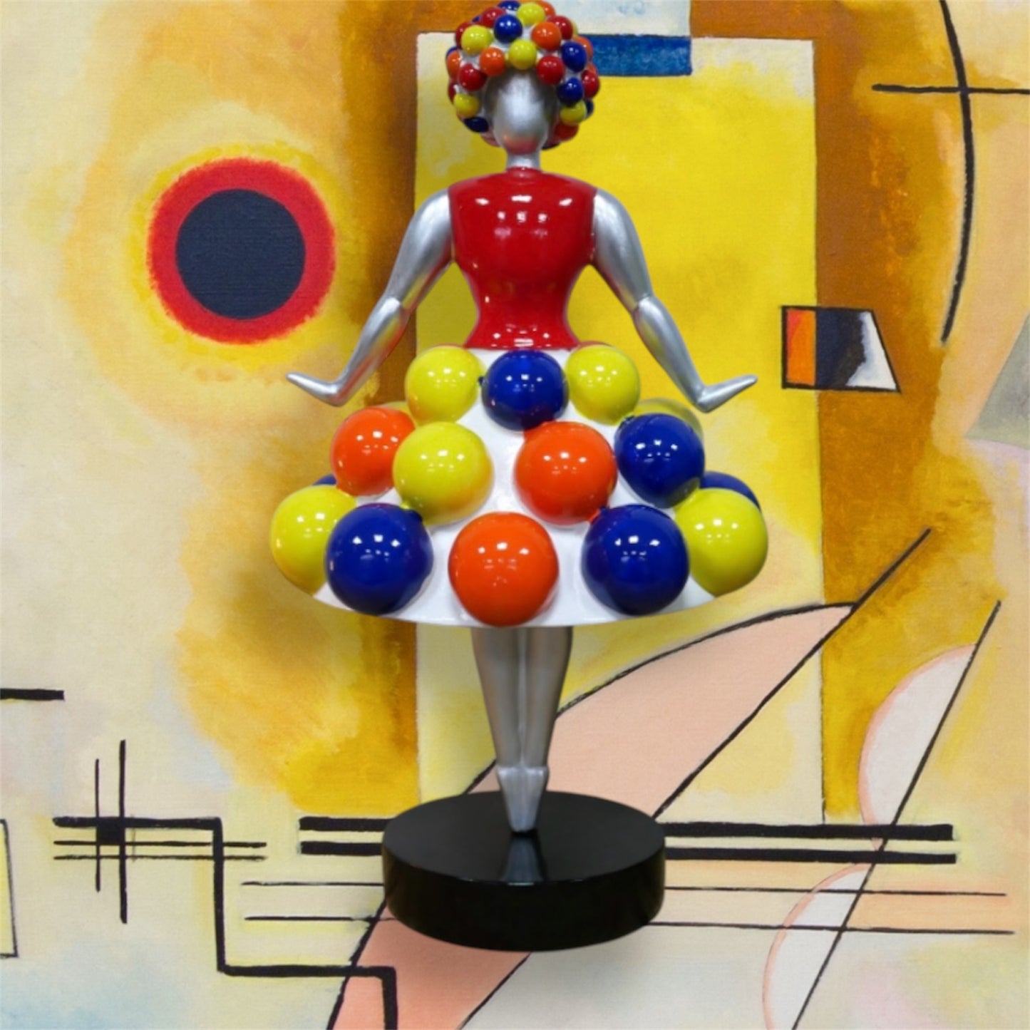 Ballerina Pom-Coloured Figurine - Elegant Dance-Inspired Décor for Home or Office