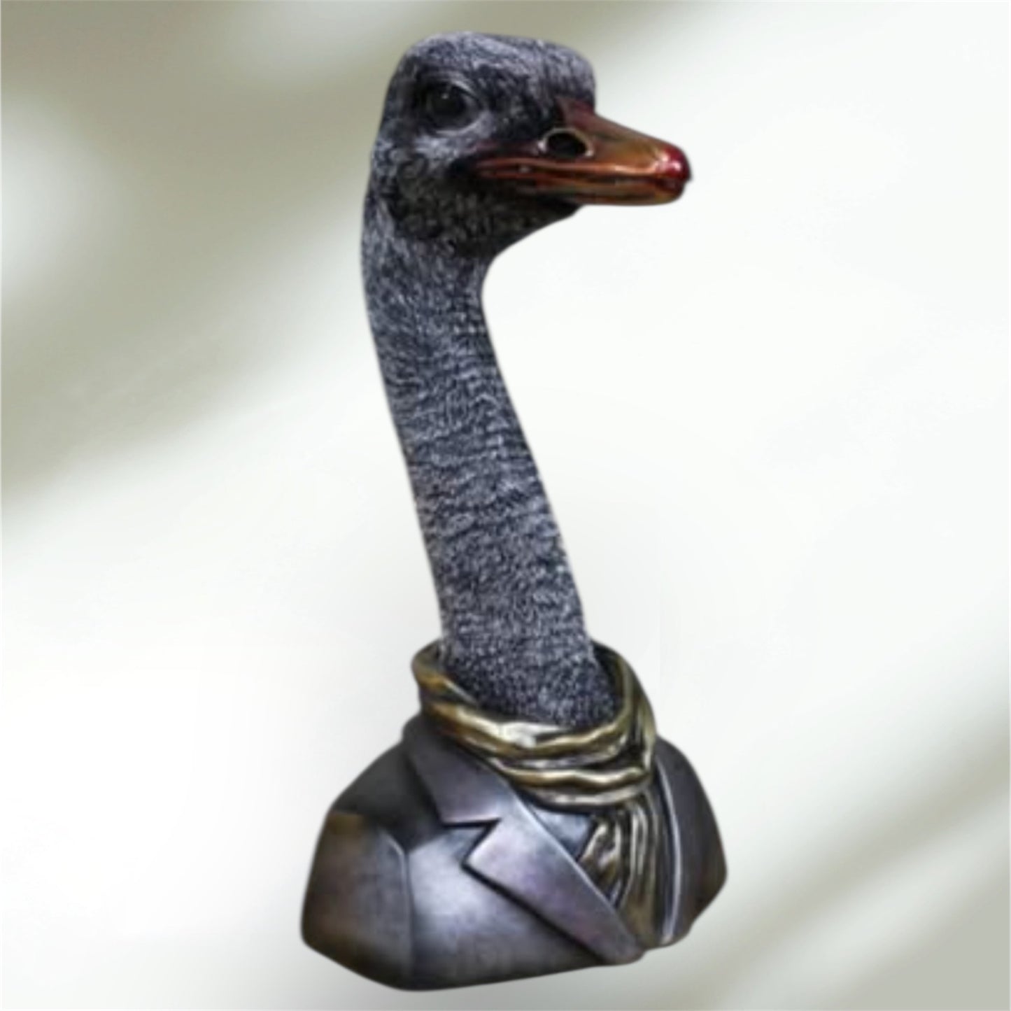 Ostrich Bust – Detailed Resin Sculpture of “Emu”