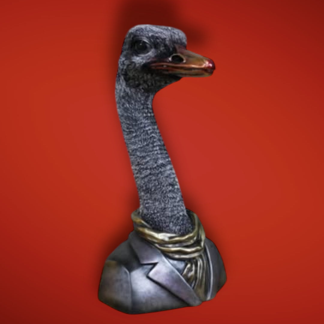Ostrich Bust – Detailed Resin Sculpture of “Emu”