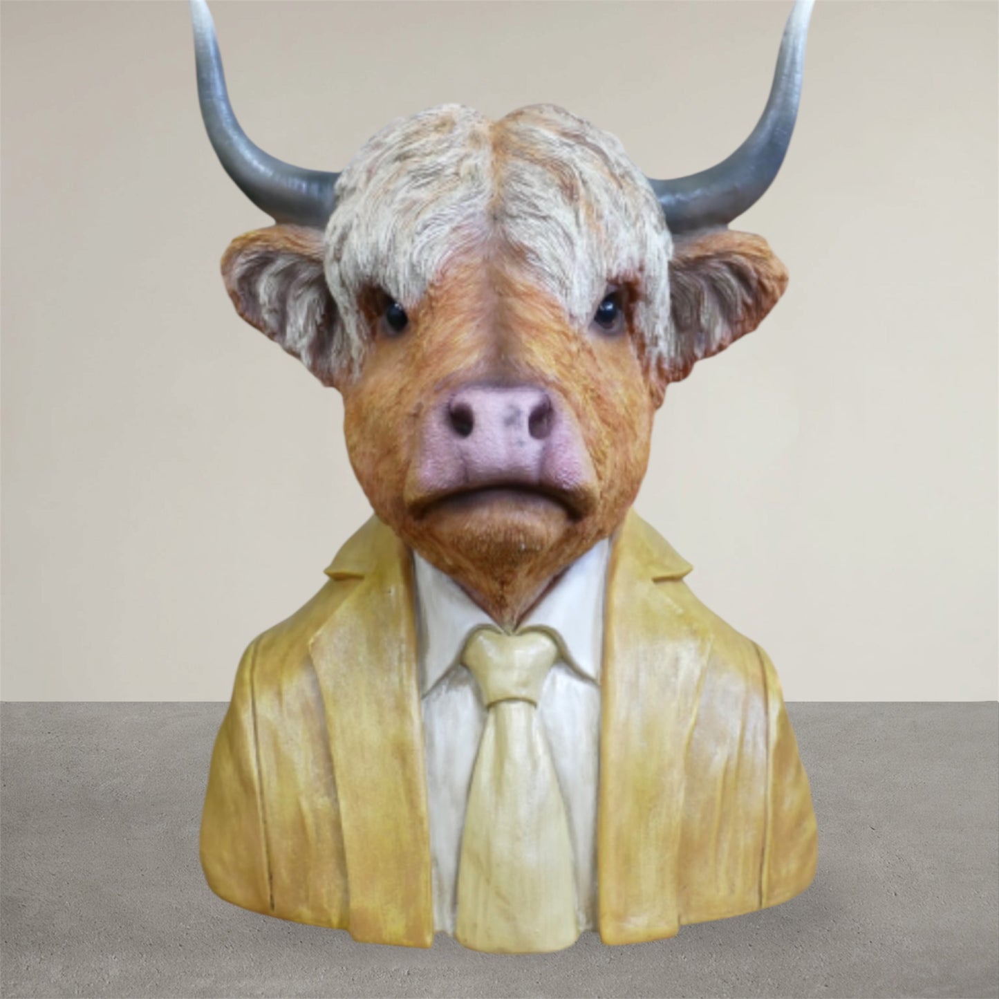 Highland Cow Bust Sculpture – Rustic Farm-Inspired Animal Decor