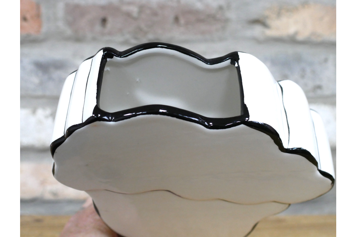 Monochrome Lady Vase - Elegant Ceramic Decor for Modern Interiors