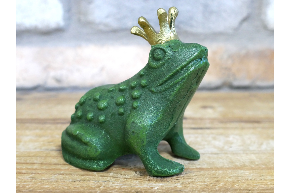 Cast Iron Frog – Rustic Decorative Garden Ornament