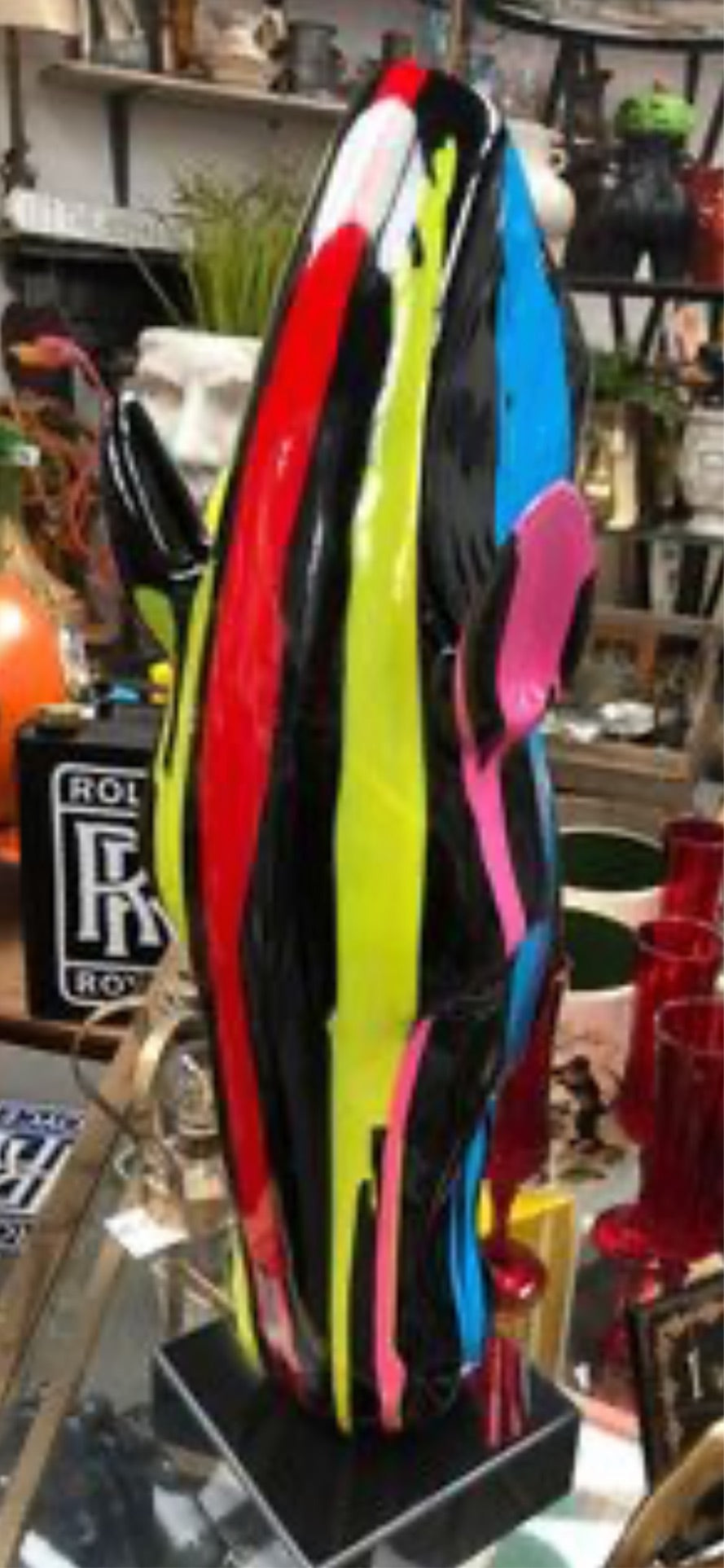 Paint-Splashed Horse Head Ornament with Black Marble Base | Sign of the times Stoke