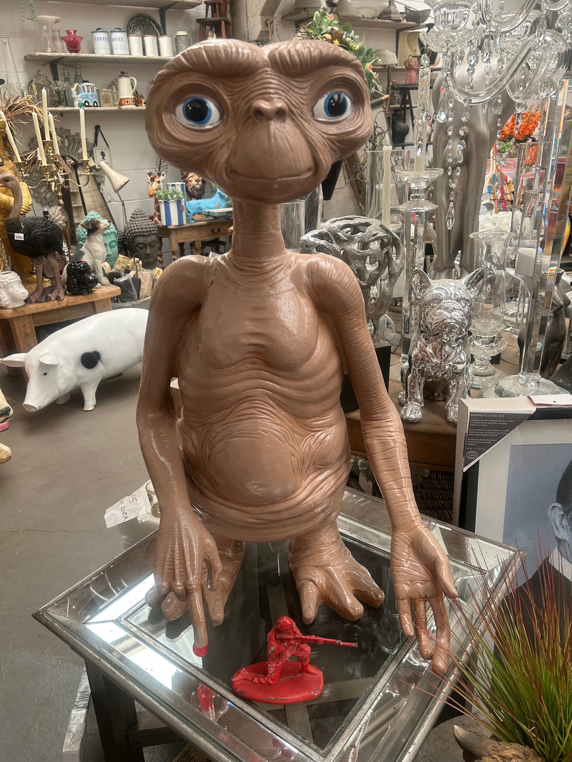 Amazing Resin ET Sculpture - Iconic Extra-Terrestrial Decor | Sign of the times Stoke
