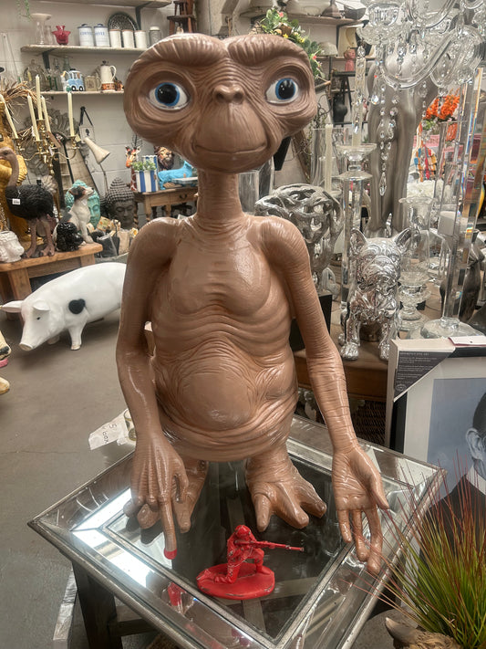 Amazing Resin ET Sculpture - Iconic Extra-Terrestrial Decor | Sign of the times Stoke