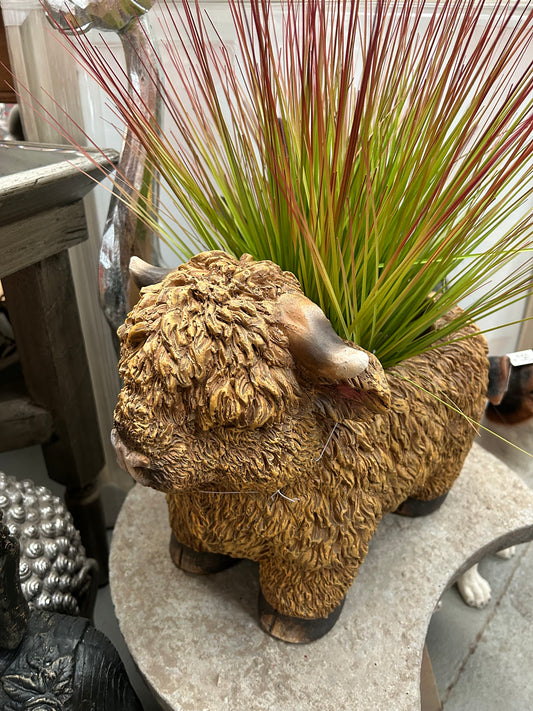 Highland Cow Planter – Rustic Animal Plant Pot