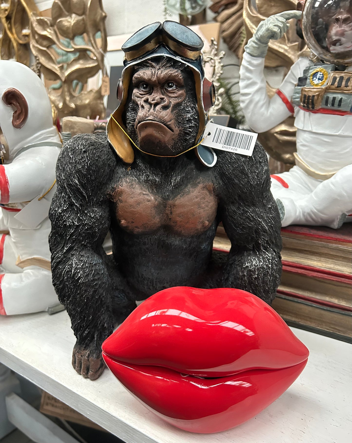 Moody Gorilla – Bold and Expressive Animal Sculpture