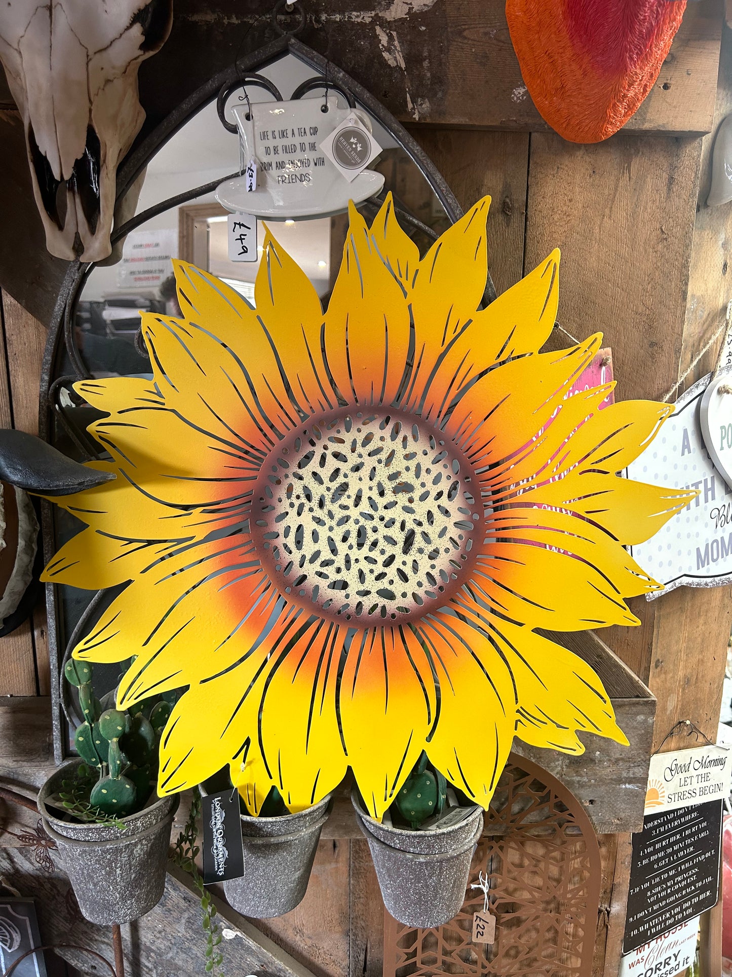 Sunflower Wall Art - Vibrant Metal Decor for Indoor/Outdoor | Sign of the times Stoke