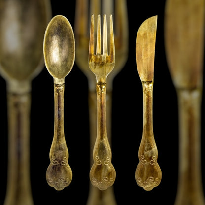 Huge Brass Knife, Fork, and Spoon Wall Art Set – Elegant Culinary Wall Decor