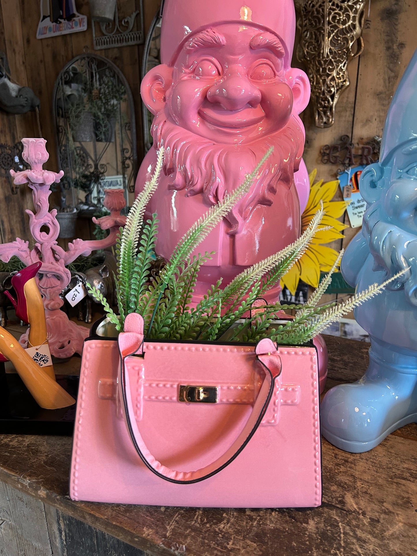 Pink Ceramic Handbag Vase – Fun & Feminine Statement Home Decor