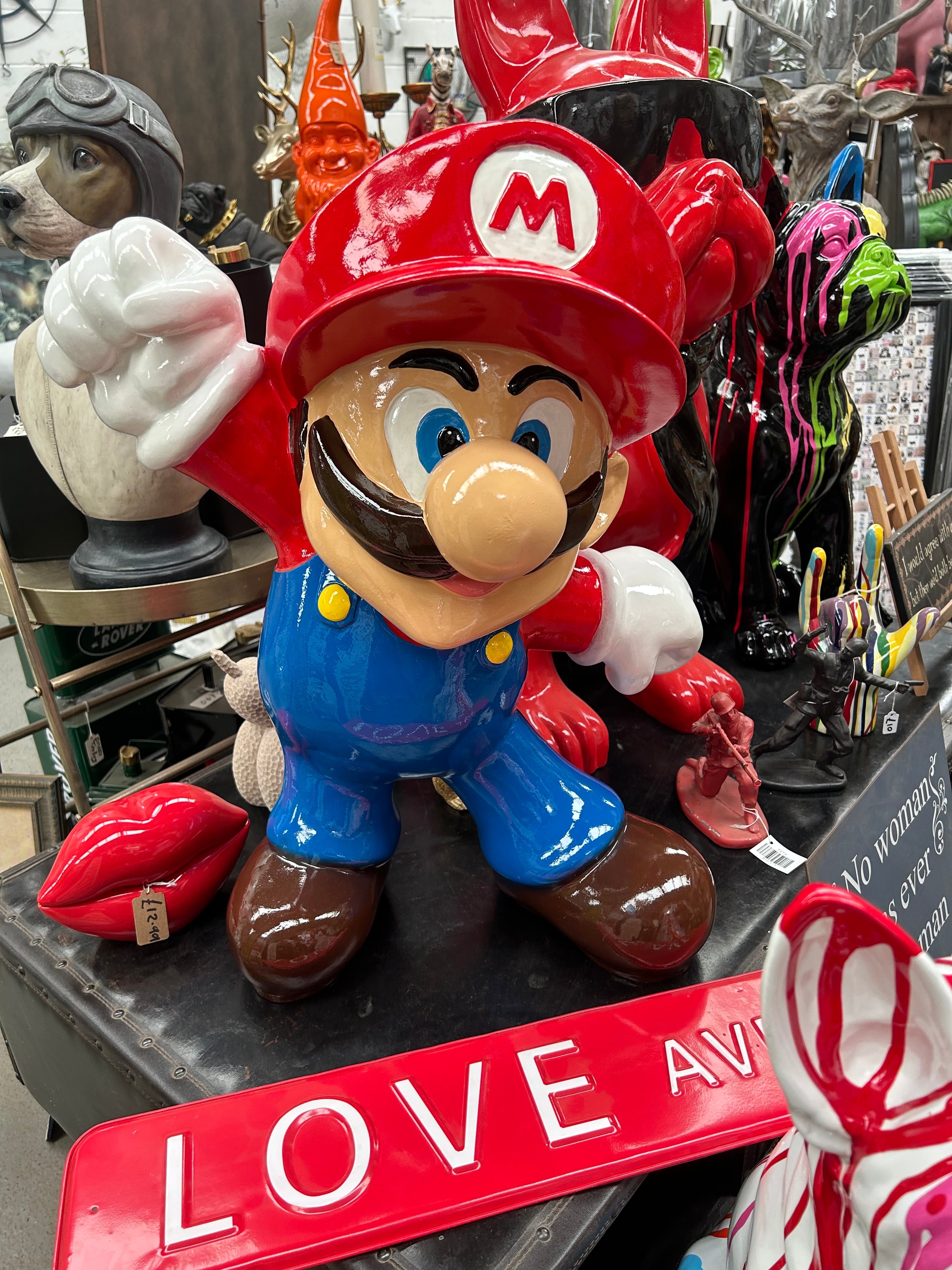 Super Mario Sculpture High Quality Detailed Figurine Sign of the times Stoke