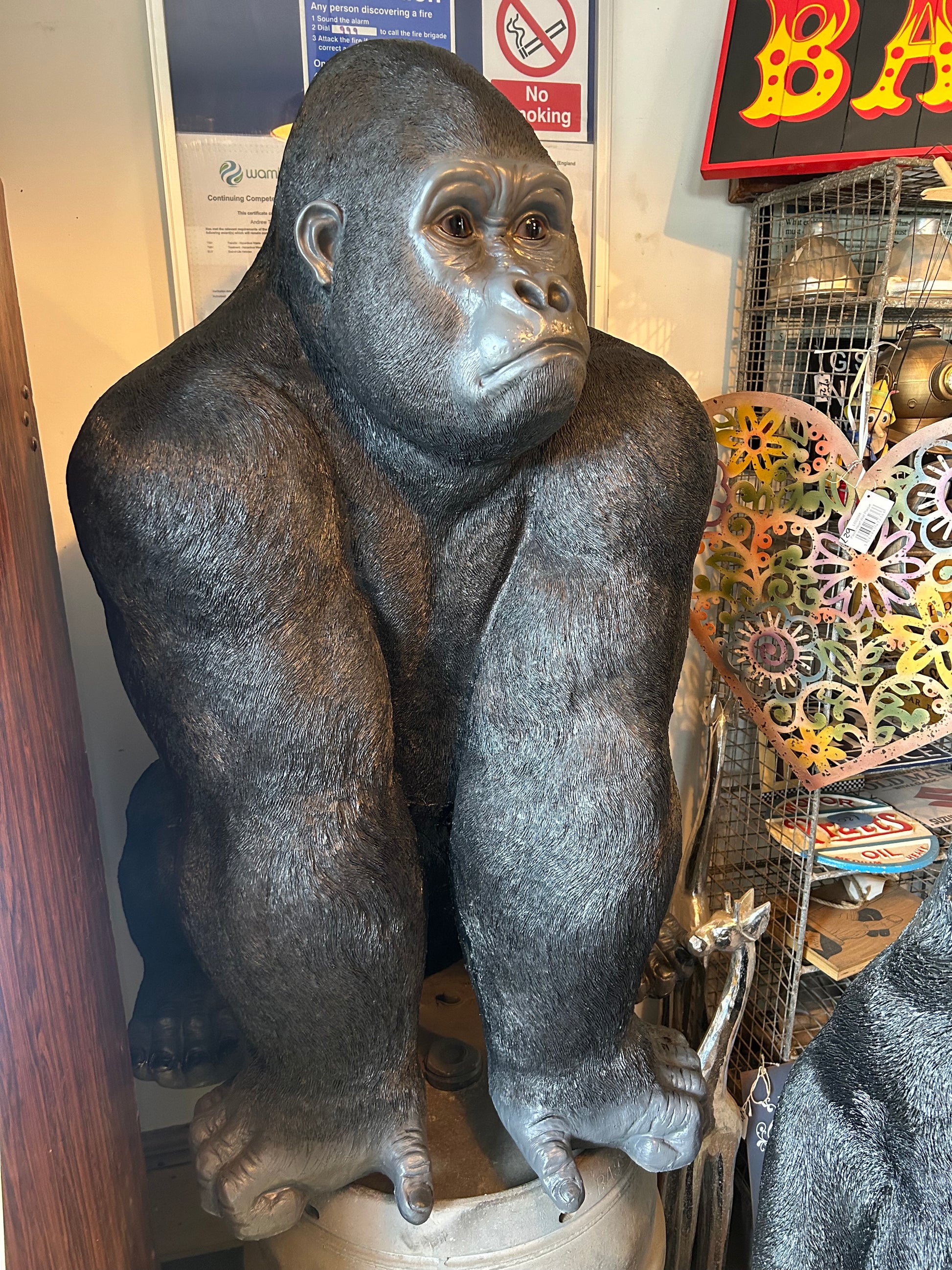 Large Resin Sitting Gorilla – Durable Indoor/Outdoor Sculpture | Sign of the times Stoke