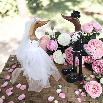 Wooden Duck Bride & Groom Set – 25cm Tall Wedding Ornament