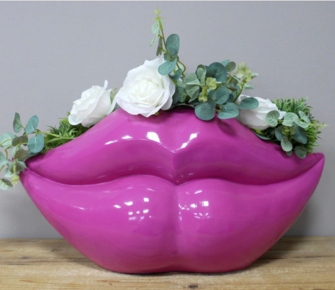 Giant Lips Planter
