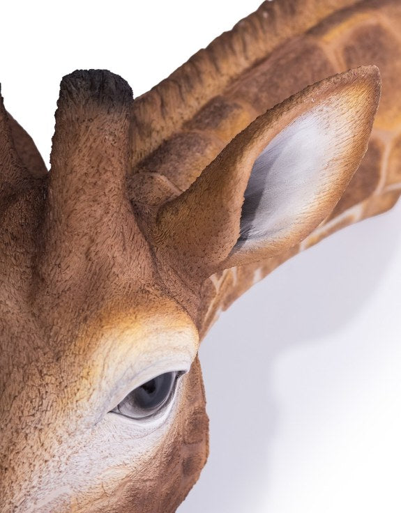Large Giraffe Wall Head – Eye-Catching Safari Animal Wall Decor