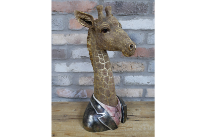 Detailed Resin Giraffe Bust – Elegant Free-Standing Sculpture | Sign of the times Stoke