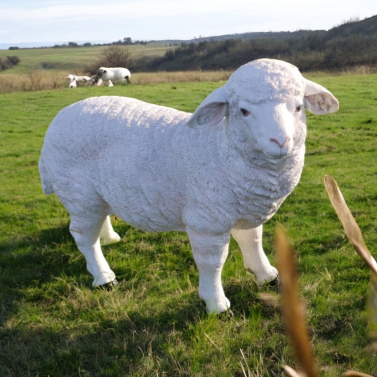 Standing Sheep – Charming Farmhouse Animal Ornament