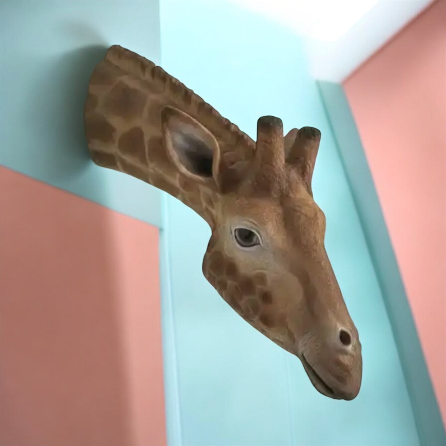 Large Giraffe Wall Head – Eye-Catching Safari Animal Wall Decor