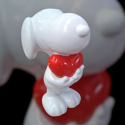 SIconic Snoopy Figure – Resin Character Ornament