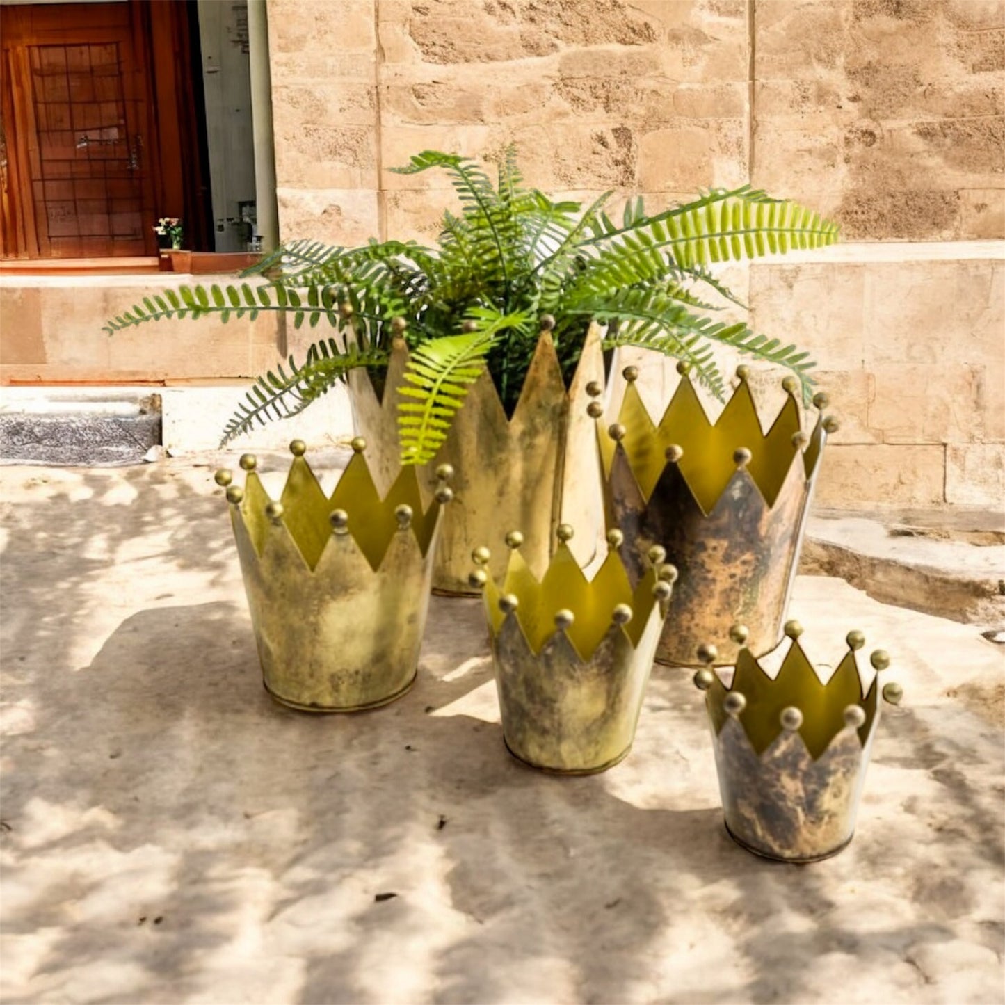 Set of 5 Antique Gold Metal Crown Planters – Elegant Indoor & Outdoor Décor