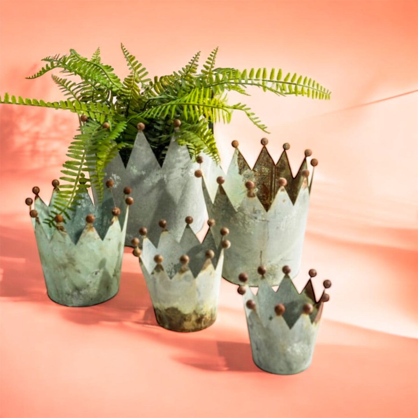 Set of 5 Oxidised-Metal Effect Crown Planters – Regal Garden & Home Décor
