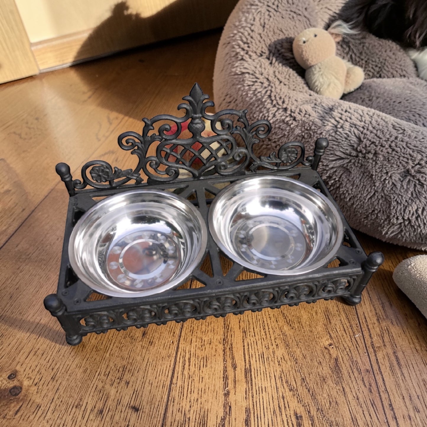 Vintage Style Black Dog Bowls with Cast Iron Stand | Sign of the times Stoke