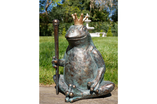 King Frog Resin Ornament - Indoor/Outdoor Decor | Sign of the times Stoke