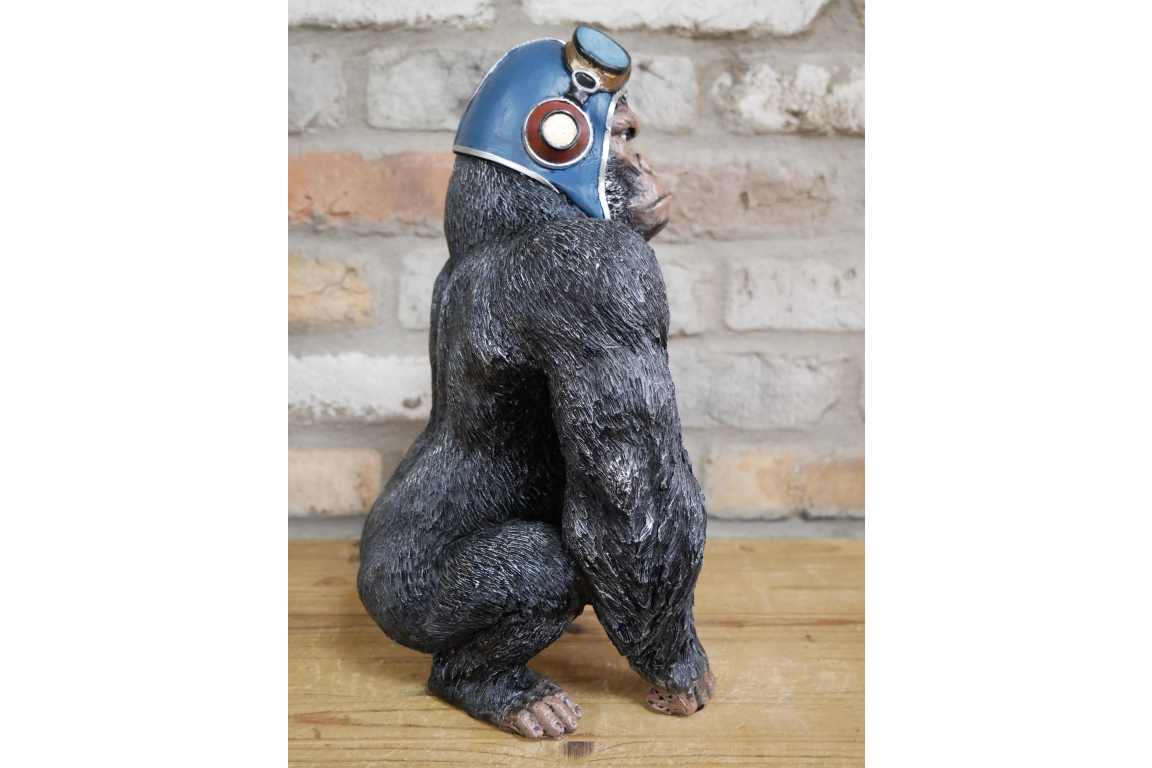 Moody Gorilla – Bold and Expressive Animal Sculpture