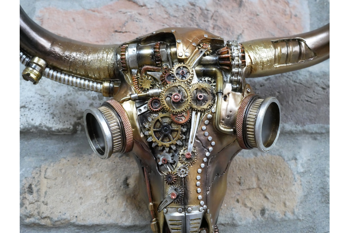 Steampunk Skull Ornament | Gothic Industrial Decor with Mechanical Detail