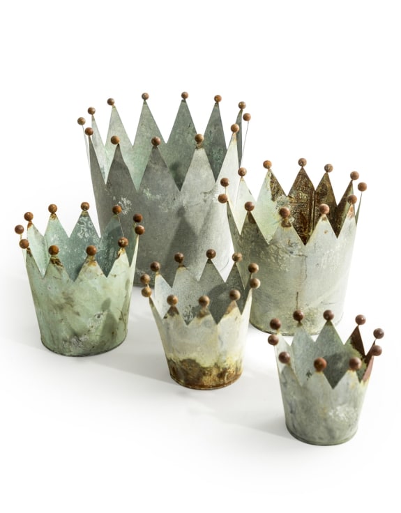 Set of 5 Oxidised-Metal Effect Crown Planters – Regal Garden & Home Décor