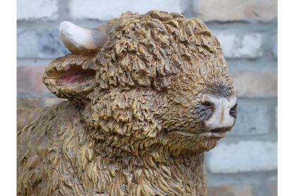 Highland Cow Planter – Rustic Animal Plant Pot