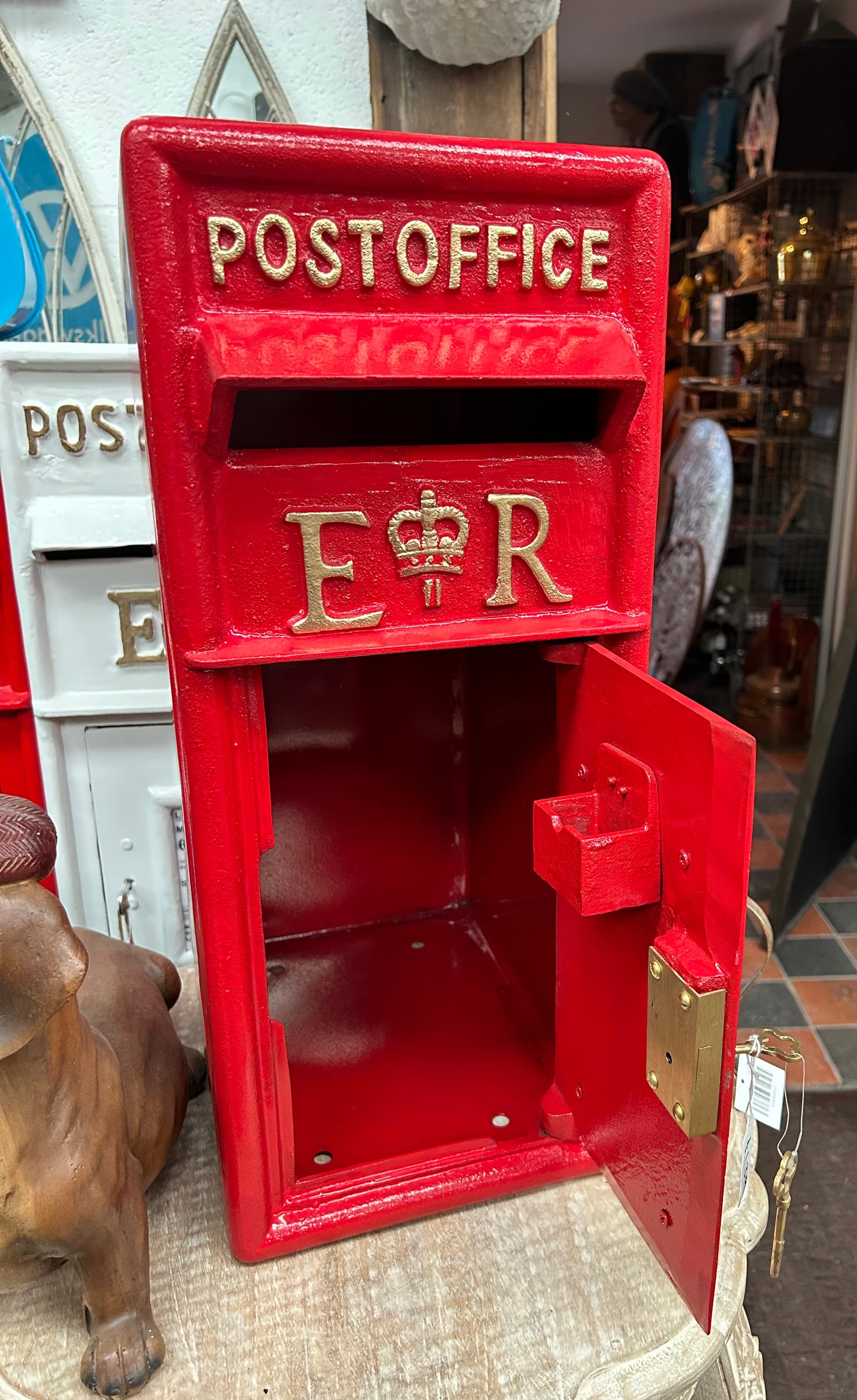 Vintage Red Post Box ER – Cast Iron Mailbox with Gold Keys | Sign of the times Stoke