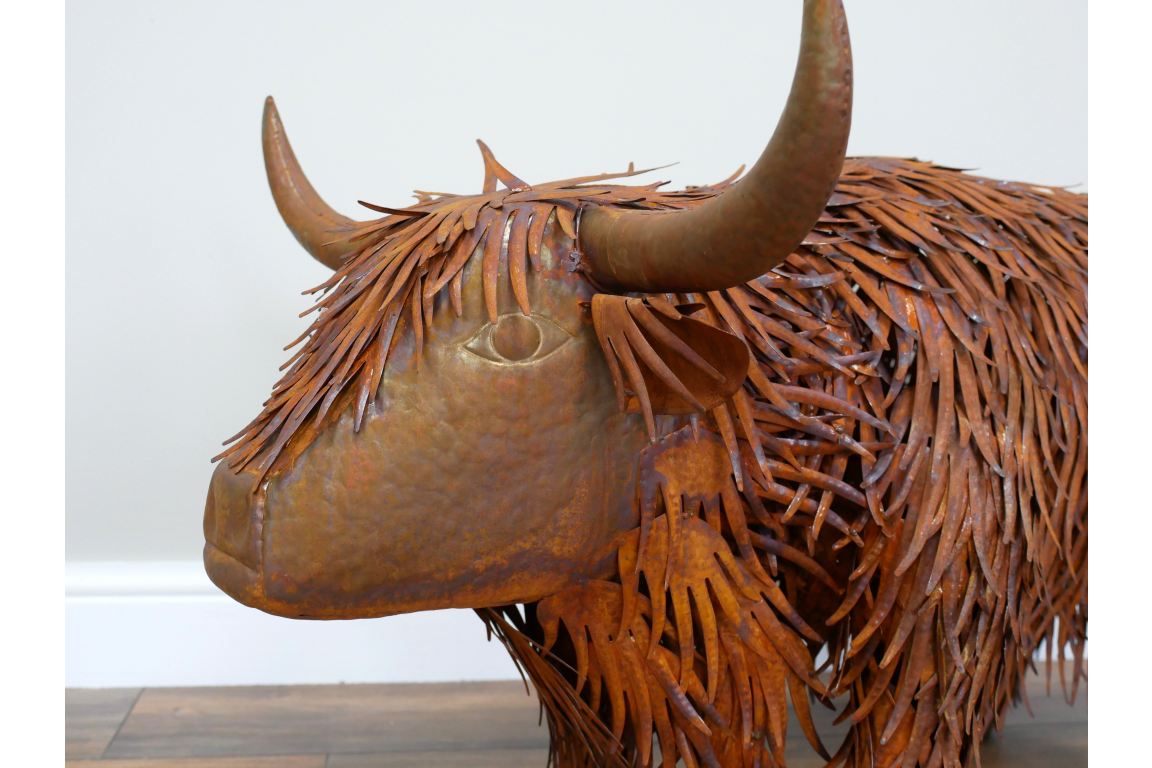 Rusty Highland Cow – Large Rustic Animal Garden Ornament