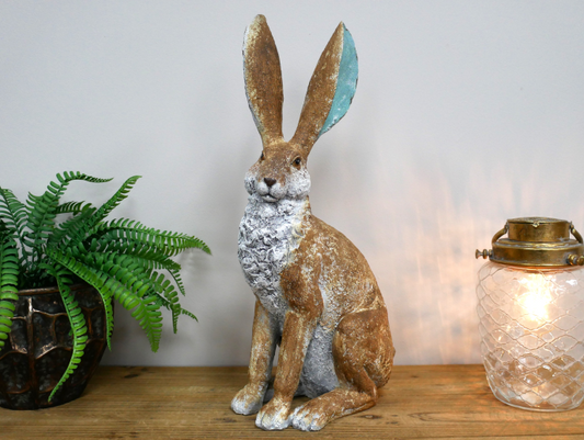 Delightful Hare Ornament – Elegant Resin Animal Sculpture