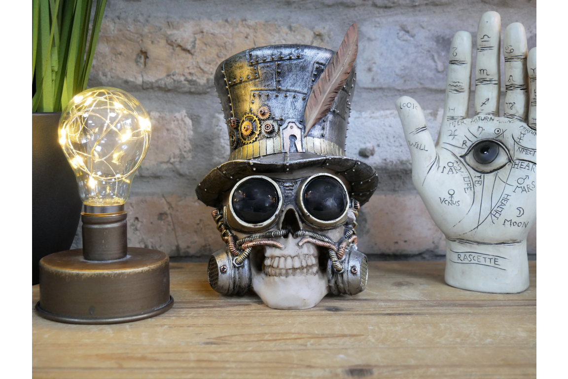 Steampunk Skull – Industrial Style Decorative Ornament