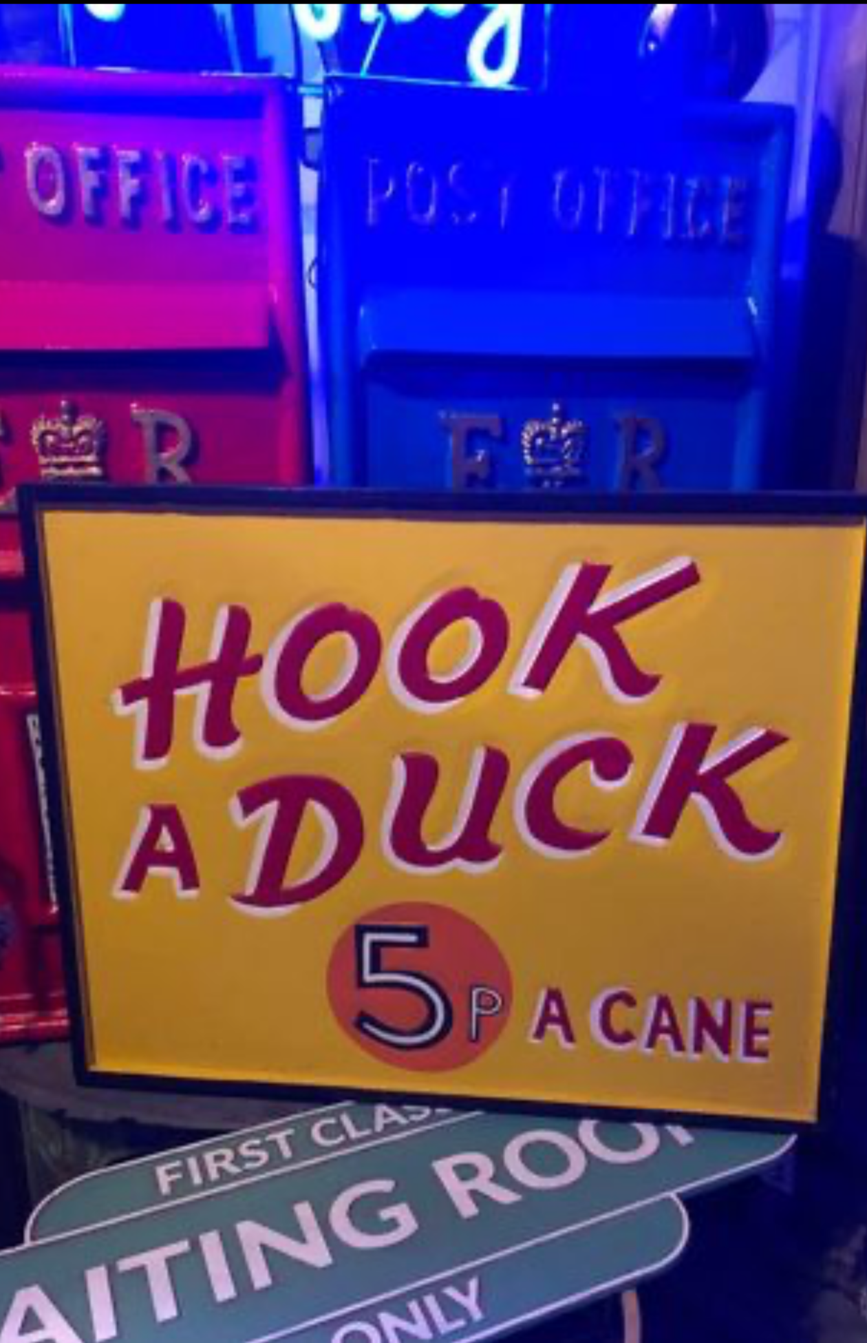 "Hook A Duck" Fairground Sign – Bright Yellow with Hand-Painted Red Text | Sign of the times Stoke